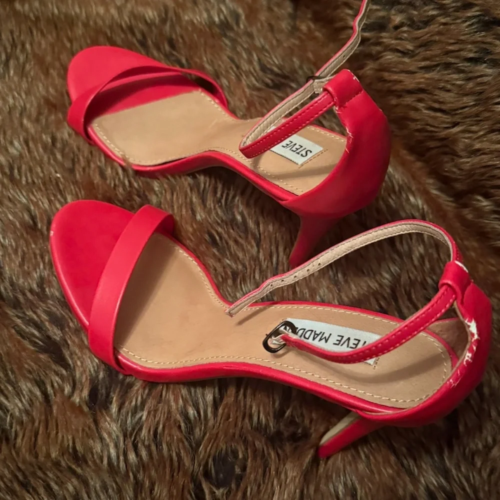 Red Steve Madden Heel LIKE NEW Size 8 Stecy Shoe - Picture 6 of 7